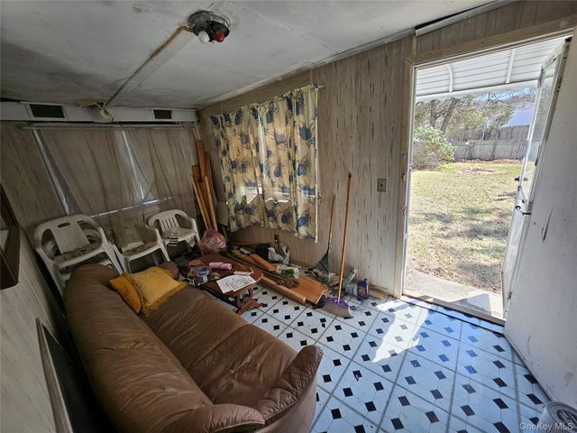 549 Granny Road, Medford, NY 11763