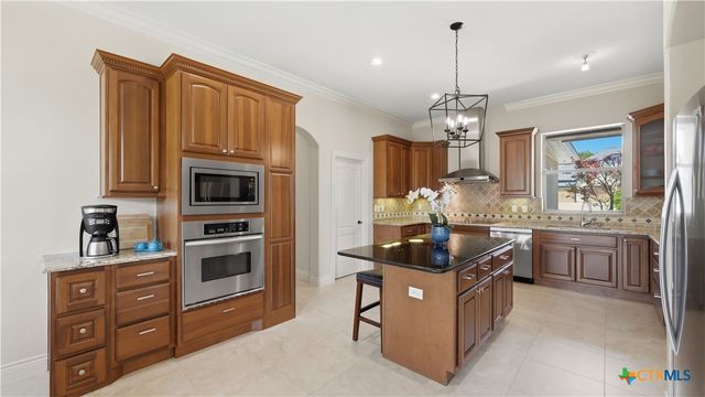 2230 Windsor Place, New Braunfels, TX 78130