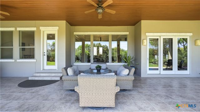 2230 Windsor Place, New Braunfels, TX 78130