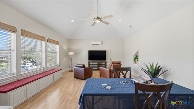 2230 Windsor Place, New Braunfels, TX 78130