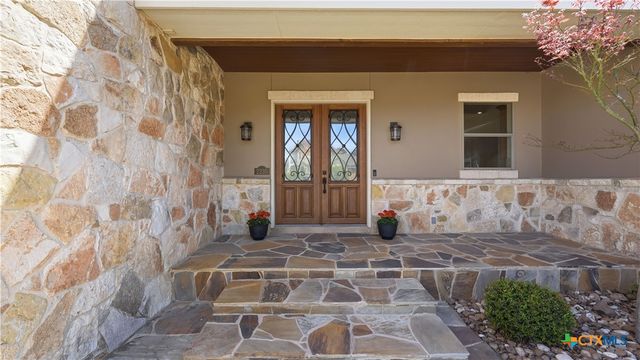 2230 Windsor Place, New Braunfels, TX 78130