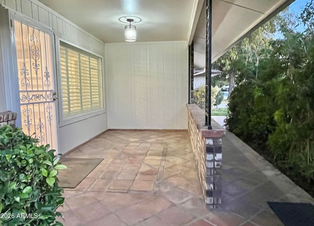 9718 W OAK RIDGE Drive, Sun City, AZ 85351