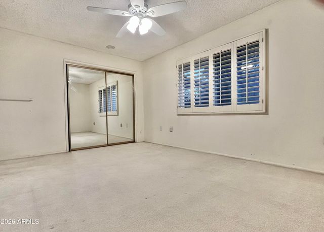 9718 W OAK RIDGE Drive, Sun City, AZ 85351