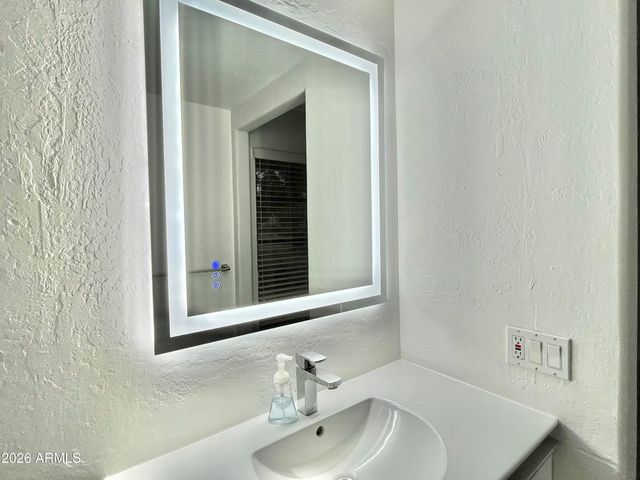 9718 W OAK RIDGE Drive, Sun City, AZ 85351