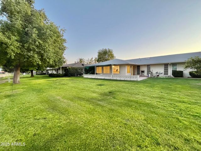 9718 W OAK RIDGE Drive, Sun City, AZ 85351