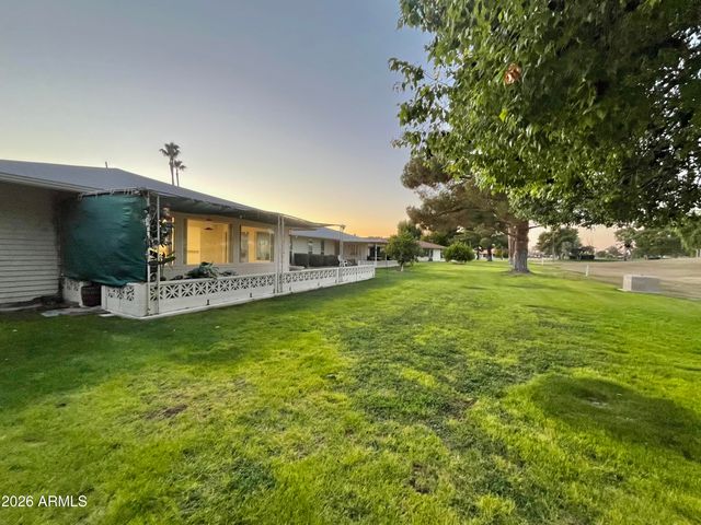 9718 W OAK RIDGE Drive, Sun City, AZ 85351