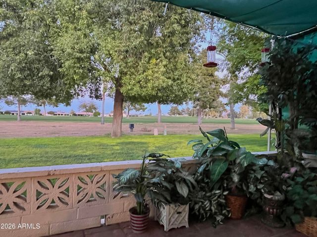 9718 W OAK RIDGE Drive, Sun City, AZ 85351