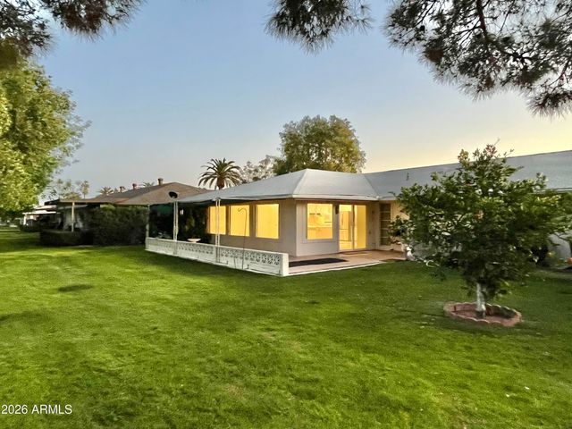 9718 W OAK RIDGE Drive, Sun City, AZ 85351