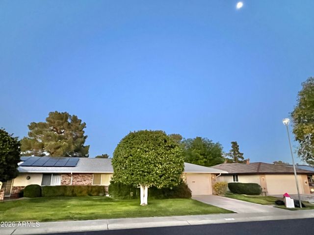 9718 W OAK RIDGE Drive, Sun City, AZ 85351