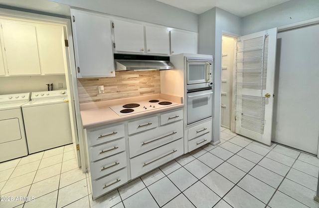 9718 W OAK RIDGE Drive, Sun City, AZ 85351