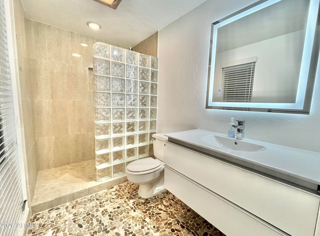 9718 W OAK RIDGE Drive, Sun City, AZ 85351 — photo 5