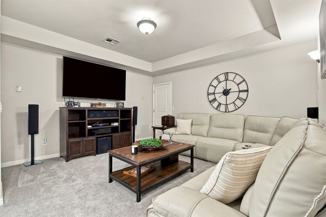 14561 S Lakewood Avenue, Bixby, OK 74008