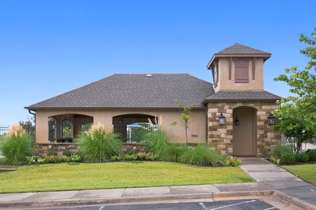 14561 S Lakewood Avenue, Bixby, OK 74008