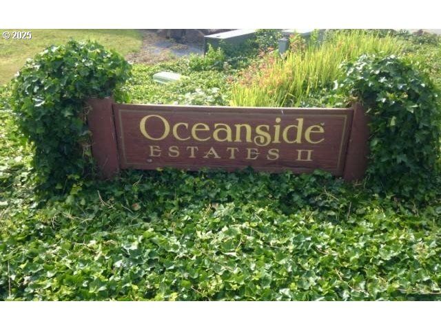 96370 NORTH Dr 8, Brookings, OR 97415