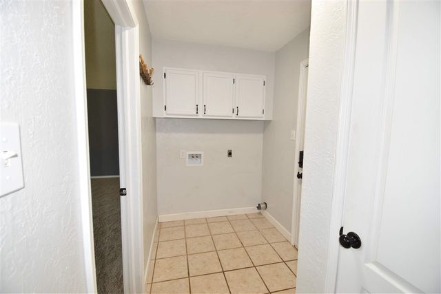 5002 SE Aberdeen Ave, Lawton, OK 73501