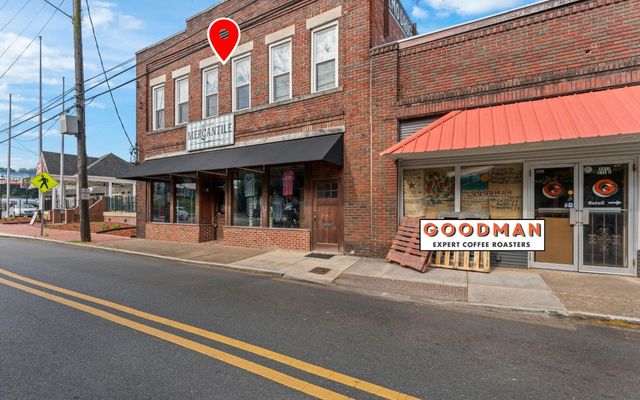 3915 Saint Elmo Avenue, Chattanooga, TN 37409