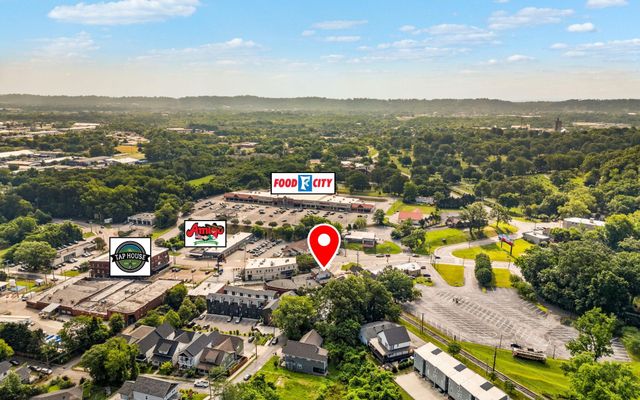 3915 Saint Elmo Avenue, Chattanooga, TN 37409