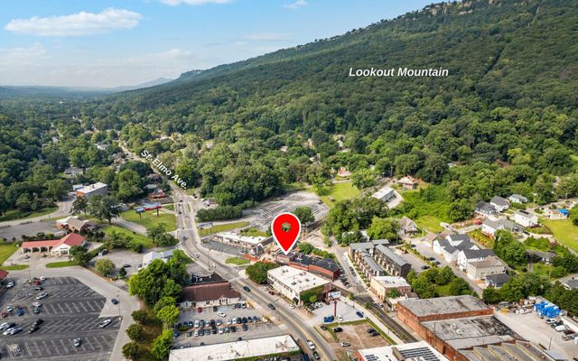 3915 Saint Elmo Avenue, Chattanooga, TN 37409