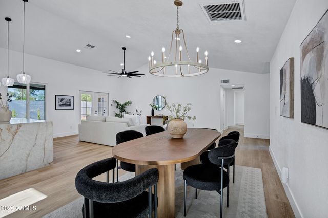 4850 E FOUNTAIN Street, Mesa, AZ 85205
