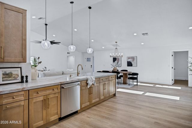 4850 E FOUNTAIN Street, Mesa, AZ 85205