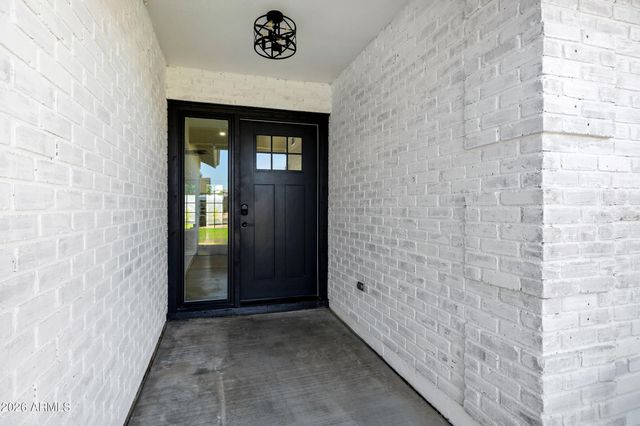 4850 E FOUNTAIN Street, Mesa, AZ 85205