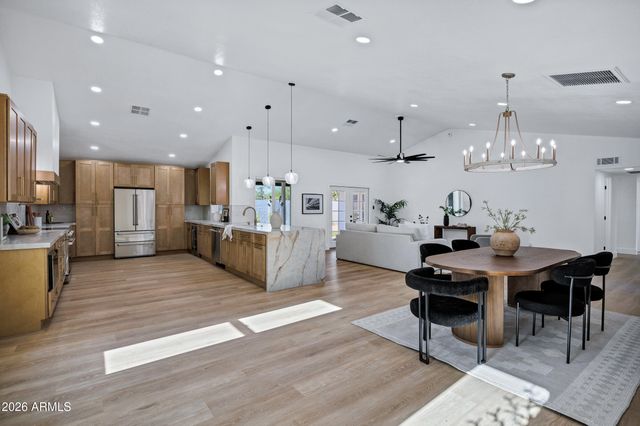 4850 E FOUNTAIN Street, Mesa, AZ 85205