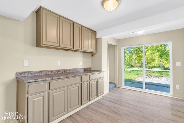 36 N Arthur Street, Bridgehampton Twp, MI 48419