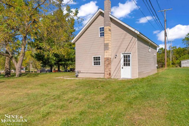 36 N Arthur Street, Bridgehampton Twp, MI 48419