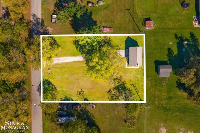 36 N Arthur Street, Bridgehampton Twp, MI 48419