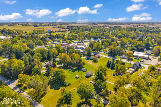 36 N Arthur Street, Bridgehampton Twp, MI 48419