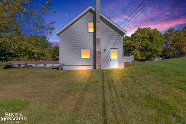 36 N Arthur Street, Bridgehampton Twp, MI 48419