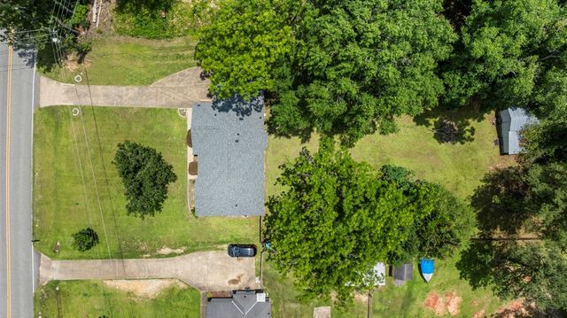 5848 Mullins-Stroud Road, Smiths Station, AL 36877