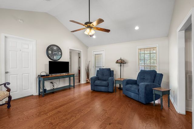 5848 Mullins-Stroud Road, Smiths Station, AL 36877