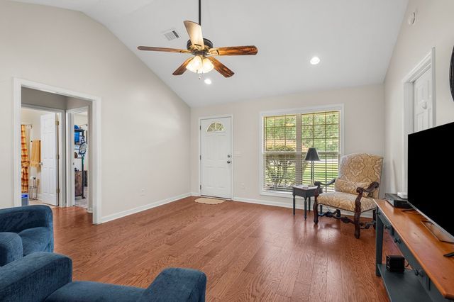 5848 Mullins-Stroud Road, Smiths Station, AL 36877