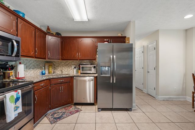 5848 Mullins-Stroud Road, Smiths Station, AL 36877