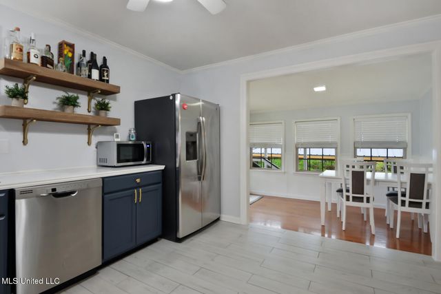 50 Fiber Street, Bay Saint Louis, MS 39520