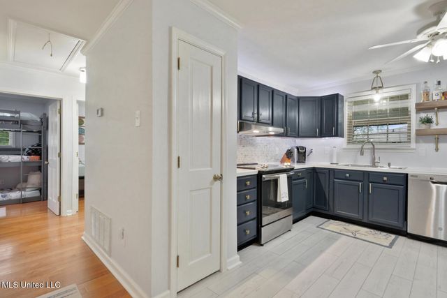 50 Fiber Street, Bay Saint Louis, MS 39520