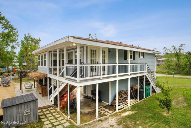 50 Fiber Street, Bay Saint Louis, MS 39520