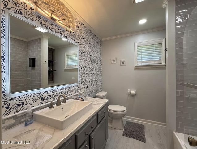 50 Fiber Street, Bay Saint Louis, MS 39520