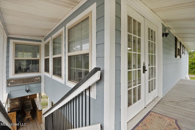 50 Fiber Street, Bay Saint Louis, MS 39520