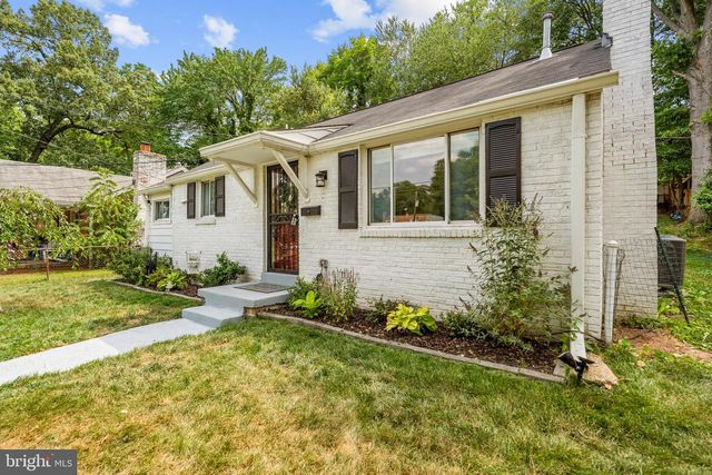 3900 73RD AVE, Hyattsville, MD 20784