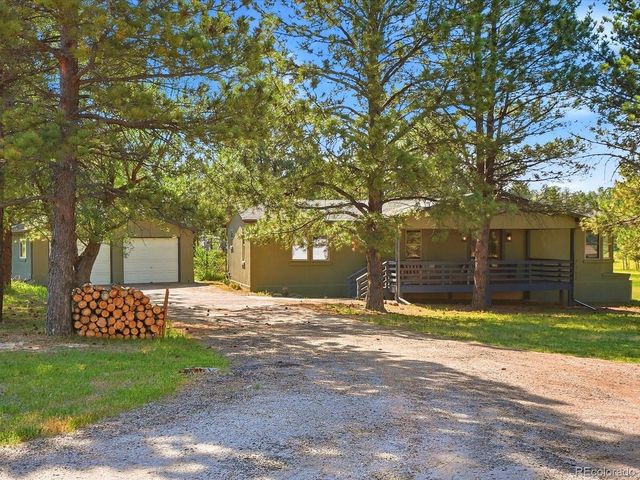 482 Panorama Dr, Elizabeth, CO 80107