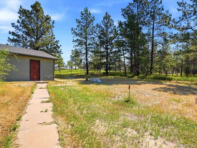 482 Panorama Dr, Elizabeth, CO 80107