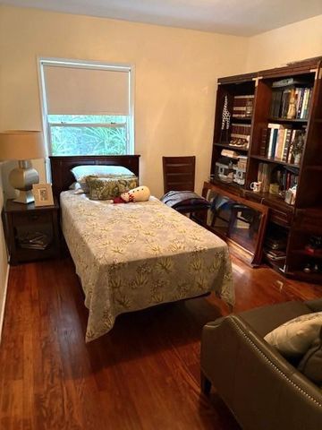 44 SW 5th Street, Dania Beach, FL 33004