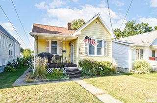 2119 W CLARKE Avenue, West Peoria, IL 61604