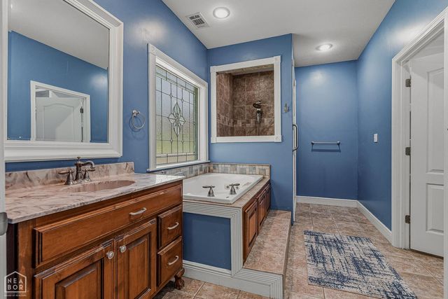 1100 N 75th Street, Paragould, AR 72450
