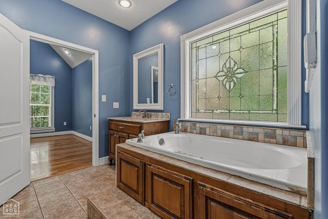 1100 N 75th Street, Paragould, AR 72450