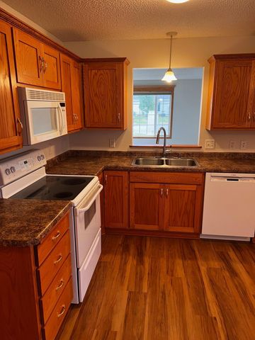 1315 Heritage Lane, Waite Park, MN 56387