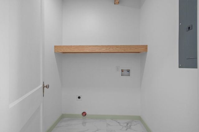 662 Fox Avenue, Lewisville, TX 75057