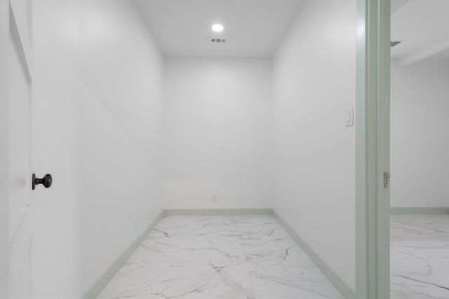 662 Fox Avenue, Lewisville, TX 75057